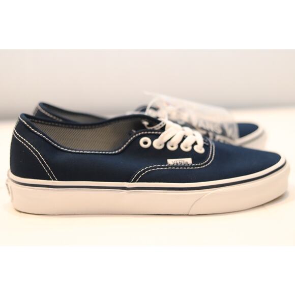 Vans Authentic Sz 8 - Picture 1 of 5
